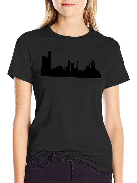 Cityscape Silhouette Graphic Tee - Modern Urban Style