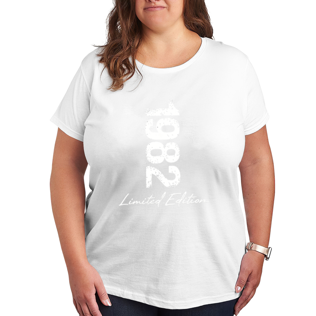 Retro Distressed 1982 Limited Edition Birthday Vintage Black T-Shirt