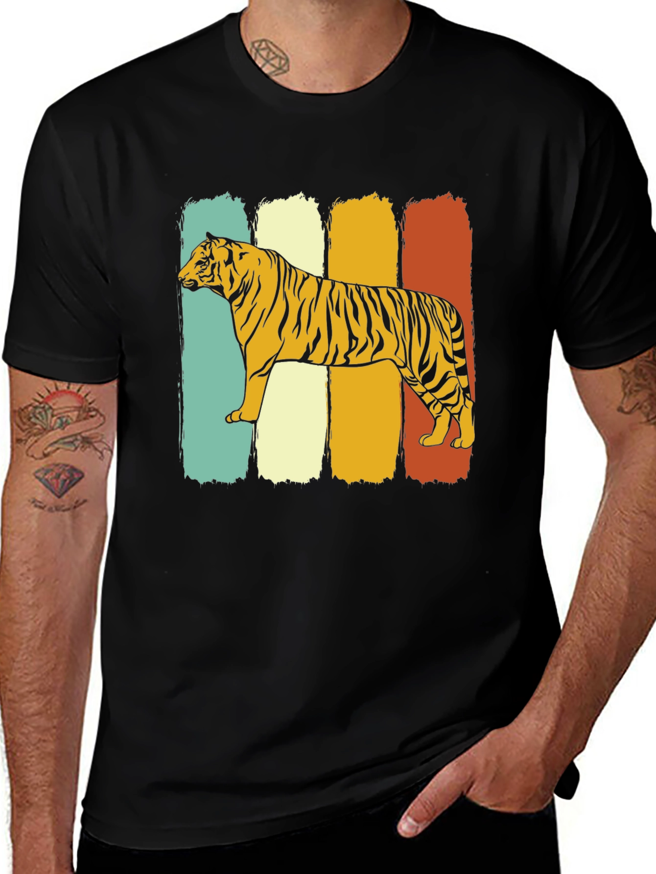 Vintage Tiger Graphic Tee - Retro Style