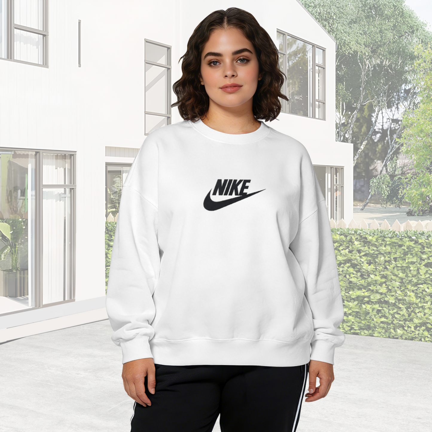 Minimal Classic Swoosh Logo White Crewneck Sweatshirt