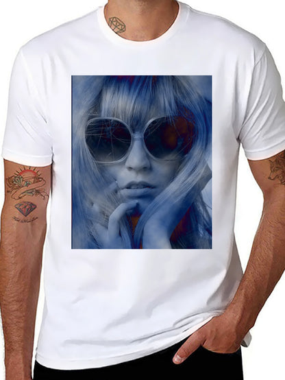 Retro Chic Tee: Black T-Shirt with Sunglasses Woman Print