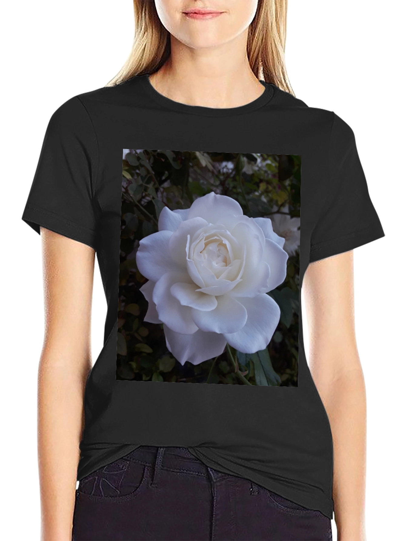 White Rose Graphic Black T-Shirt