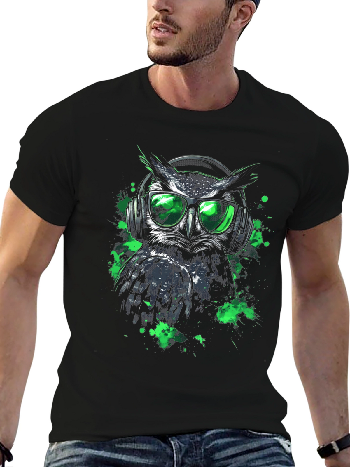 Cool Owl in Headphones Graphic Tee - Black