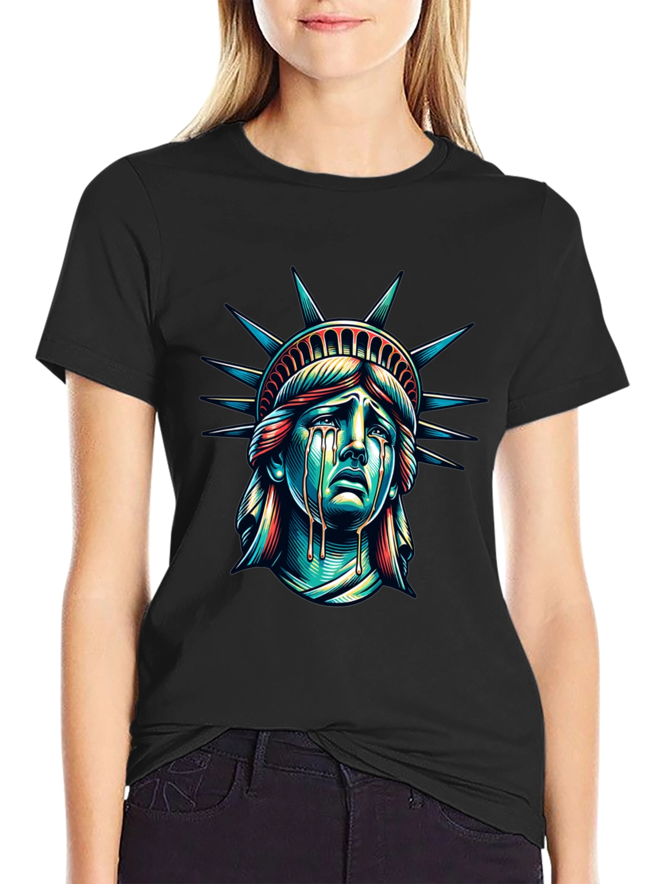 Distressed Statue of Liberty Graphic T-Shirt