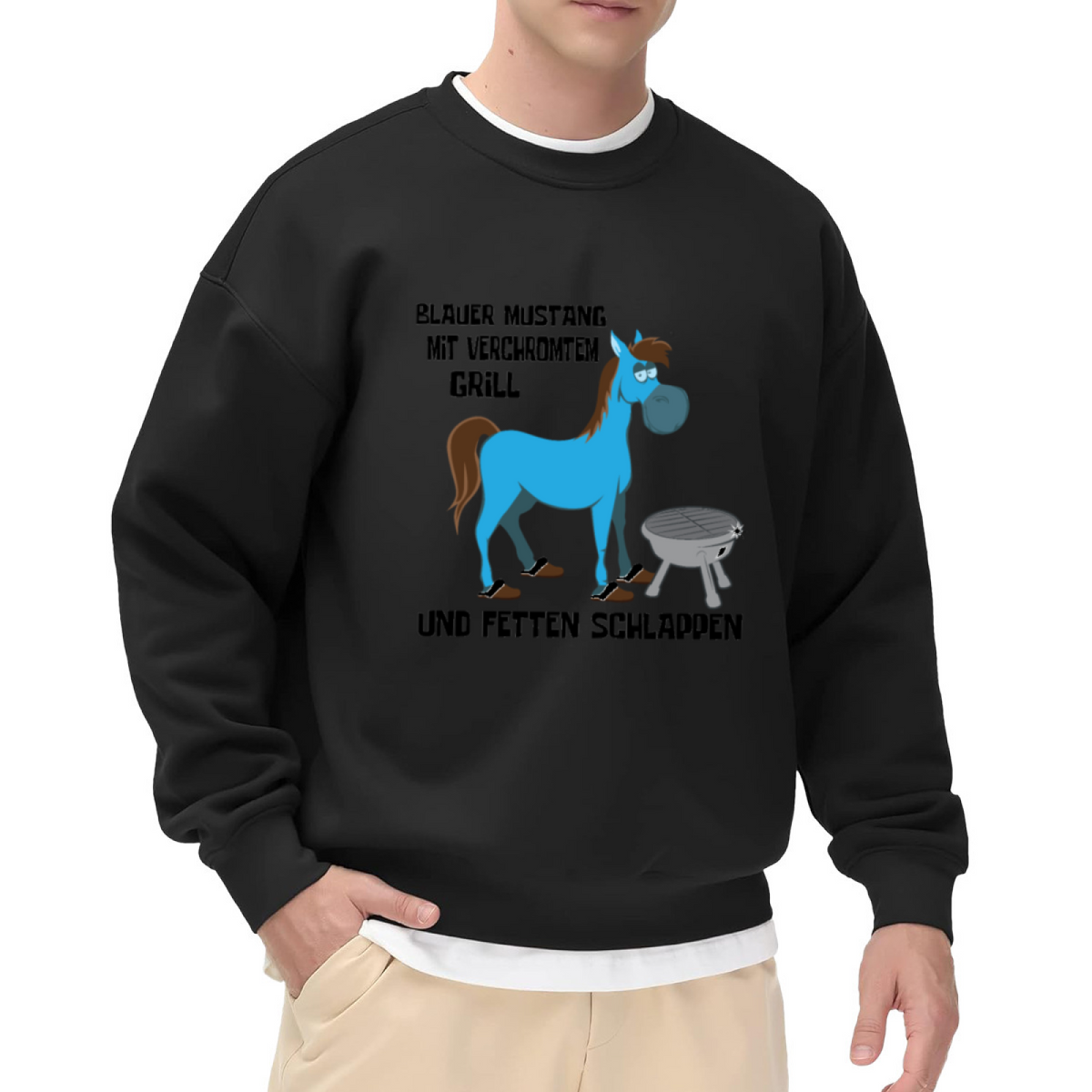 Blue Mustang Cartoon Sweatshirt | Funny Horse Grill Graphic Crewneck, German Text Humor Pullover Top, BBQ Lover Gift for Men Women