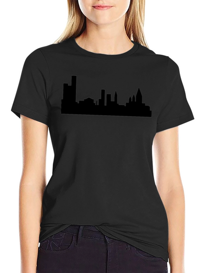 Cityscape Silhouette Graphic Tee - Modern Urban Style
