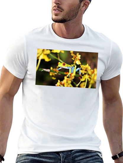 Red Eyed Tree Frog Graphic T-Shirt
