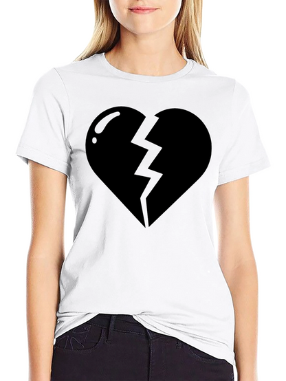 Broken Heart Black T-Shirt - Stylish Graphic Tee