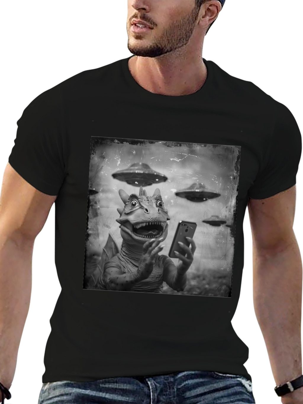 Retro Alien Lizard Selfie Graphic Tee