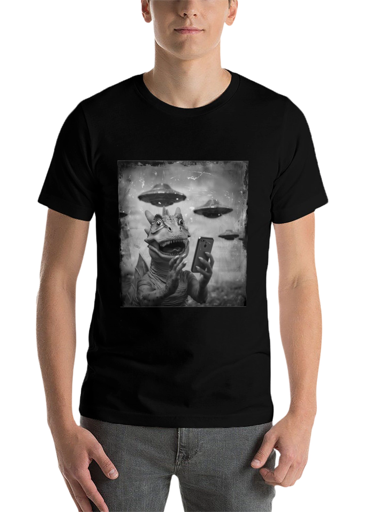 Retro Alien Lizard Selfie Graphic Tee