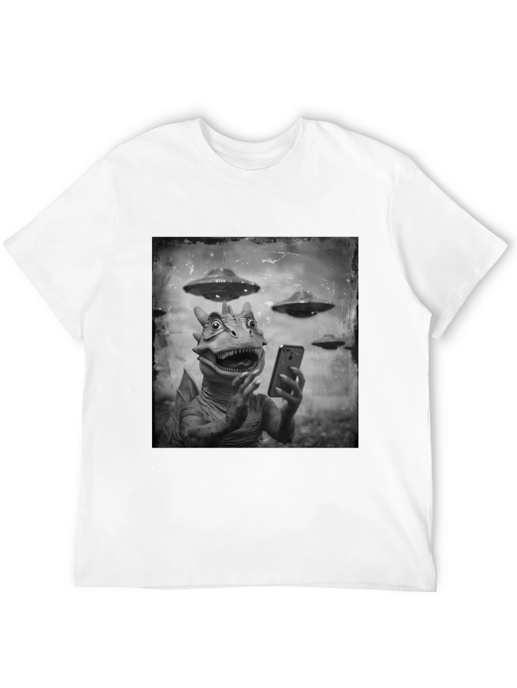 Retro Alien Lizard Selfie Graphic Tee